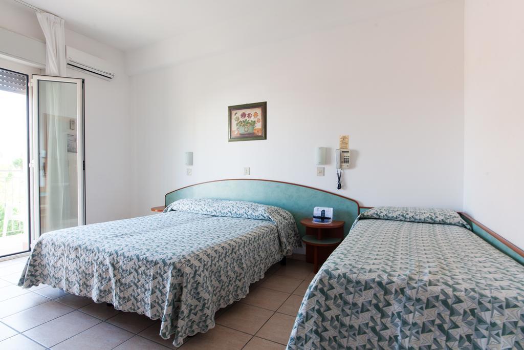 Hotel Gabry Cervia Phòng bức ảnh